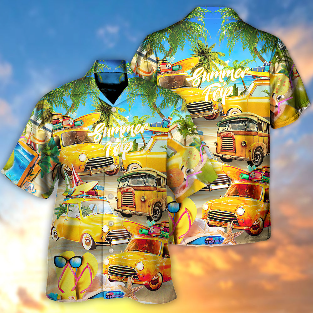 Ocean Summer Classic Car Hawaiian Shirt With Detailed Graphic For Resort Travel Summer Outings And Casual Gatherings