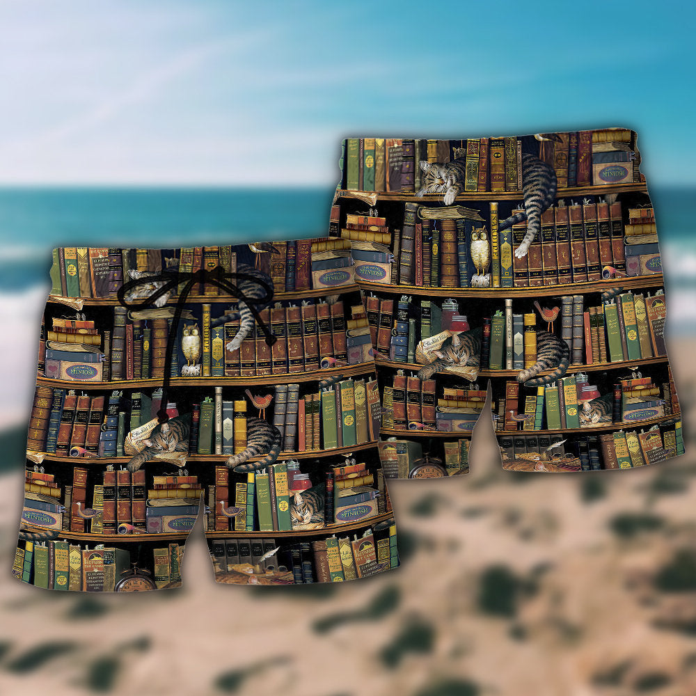 Vintage Book Cat Beach Shorts Pattern Detail For Poolside Fun And Comfortable Daily Use