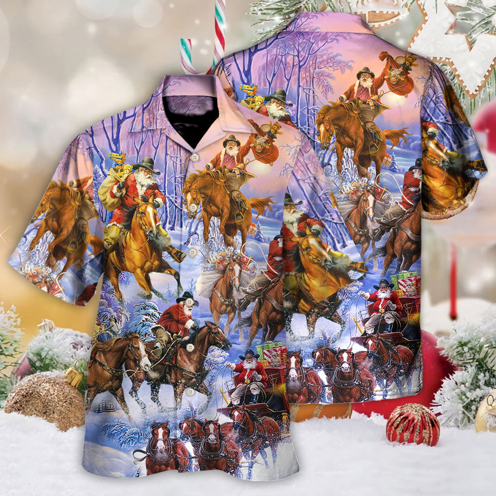 Festive Christmas Santa Horse Hawaiian Shirt Print Closeup For Weekend Trips