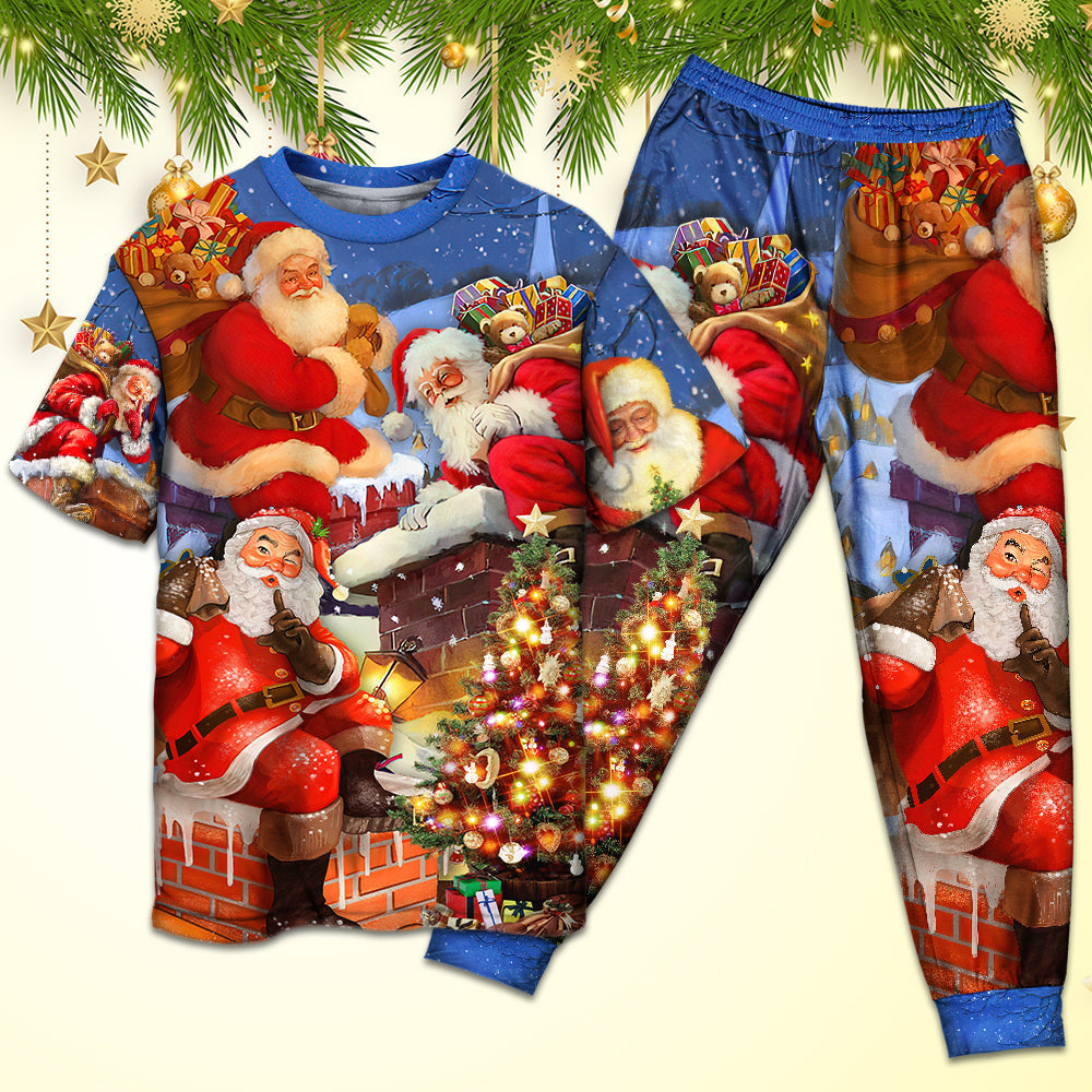 Rooftop Santa Holiday Short Sleeve Pajamas Set For Christmas Mornings And Relaxed Lounging