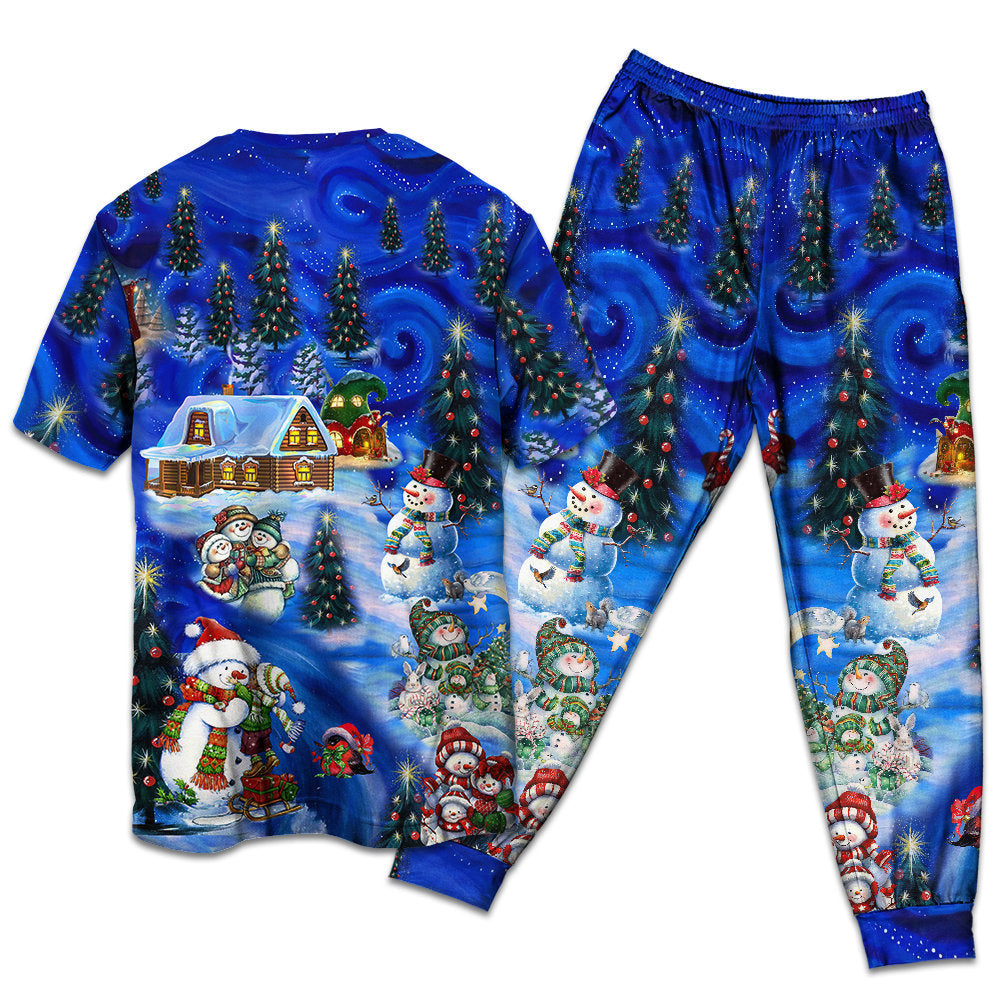 Playful Snowman Friends Christmas Short Sleeve Pajamas Set For Christmas Sleepwear And Family Lounging