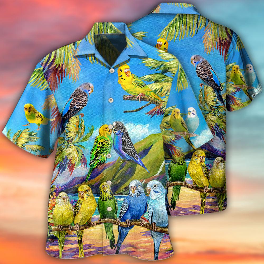 Parrot And Budgie Hawaiian Shirt With Detailed Graphic For Resort Getaways Summer Adventures And Casual Gifting