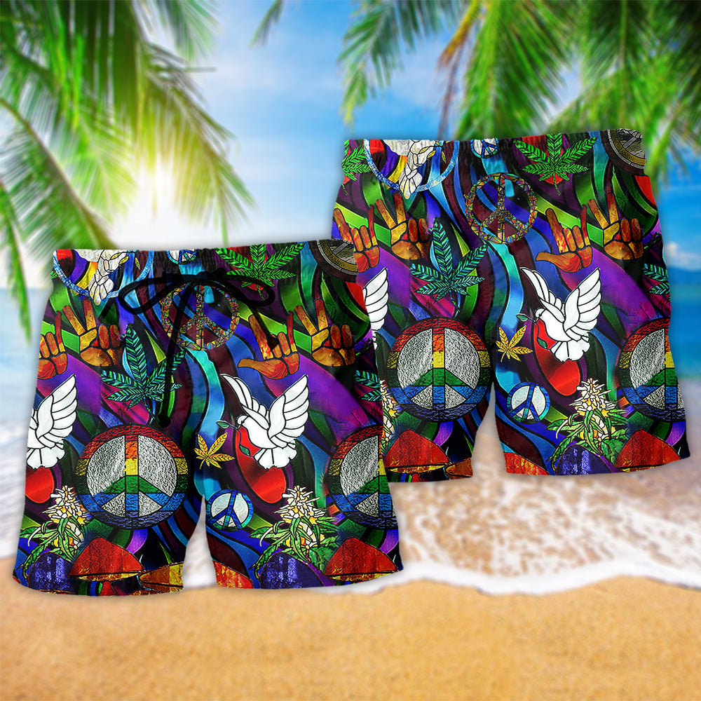 Bohemian Peace Bird Beach Shorts Pattern Detail For Leisure Travel And Relaxed Casual Style