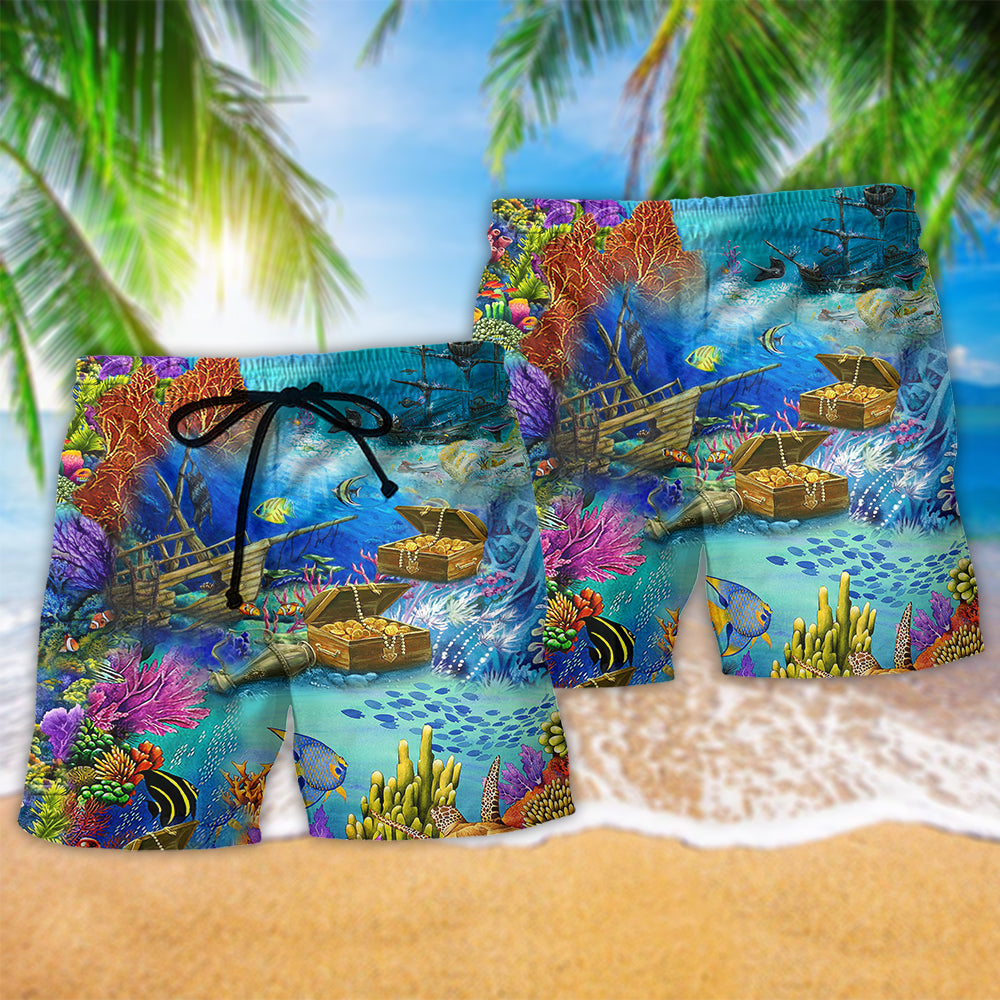 Ocean Aquarium Beach Shorts Pattern Detail For Cruise Vacations And Warm Weather Wardrobe