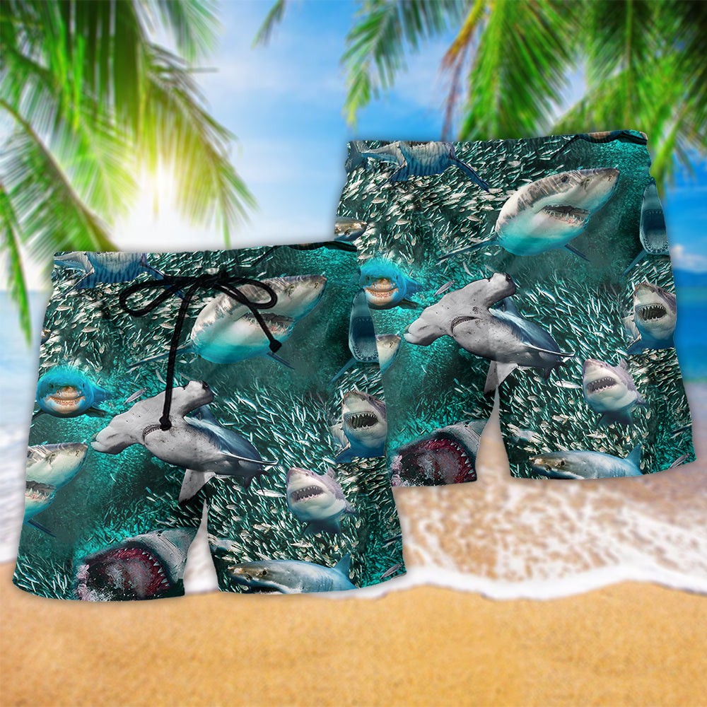 Shark Fish Beach Shorts Pattern Detail For Summer Travel And Laid Back Styling