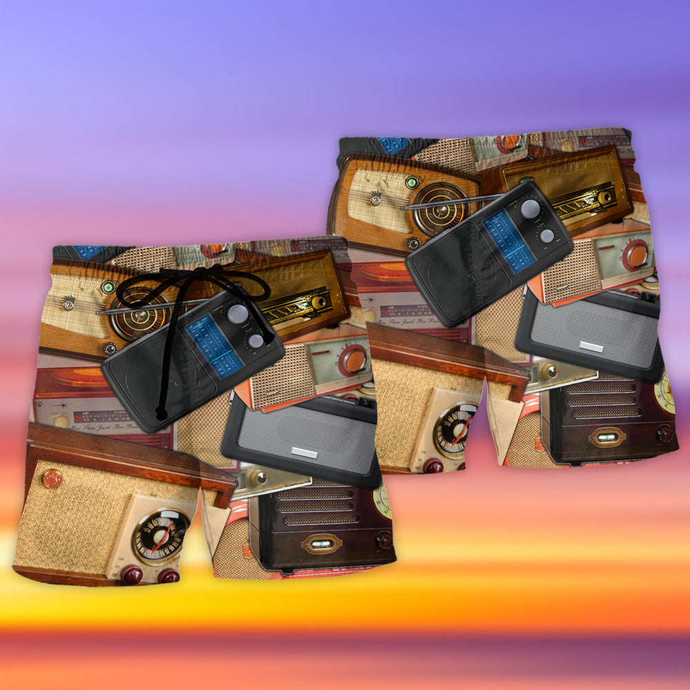Vintage Radio Retro Beach Shorts Print View For Coastal Escapes And Casual Outings