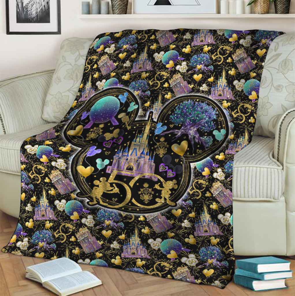 Retro Celebration Cartoon Flannel Blanket For Cozy Bedroom Sofa Decor