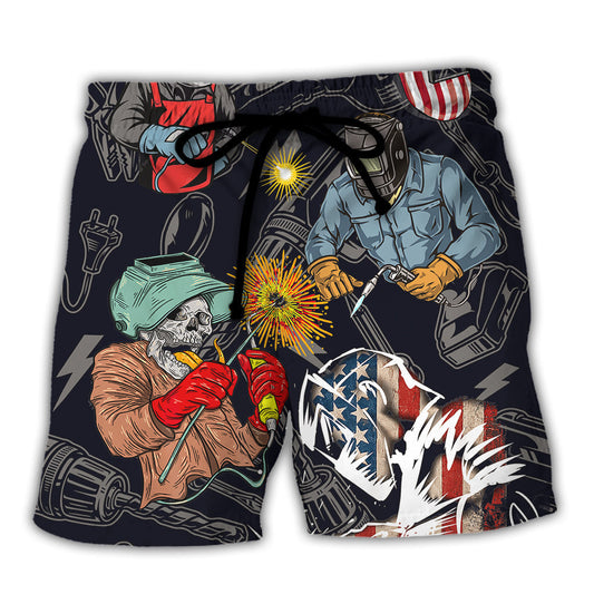 Welding Beach Shorts For Oceanfront Escapes And Bright Seasonal Outfits