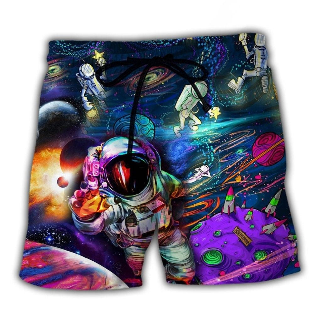Astronaut Galaxy Floating Beach Shorts For Summer Vacations And Relaxed Holiday Style