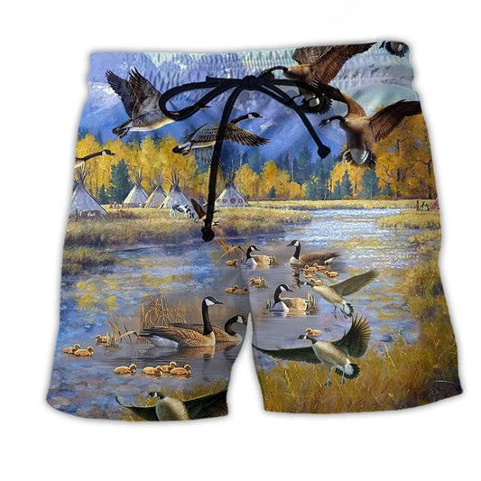Wild Flying Duck Beach Shorts For Casual Day Trips And Leisure And Relaxation