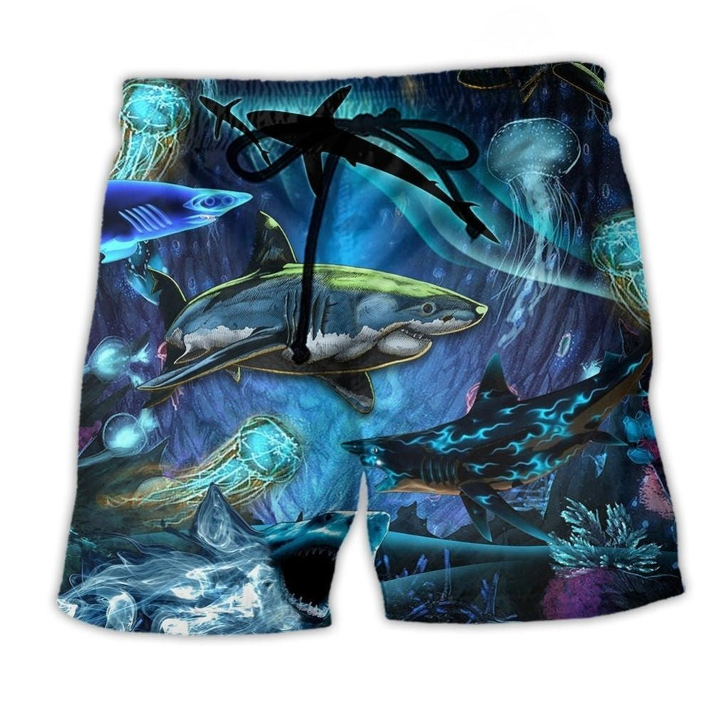 Shark Deep Ocean Beach Shorts For Resort Days And Casual Outdoor Comfort