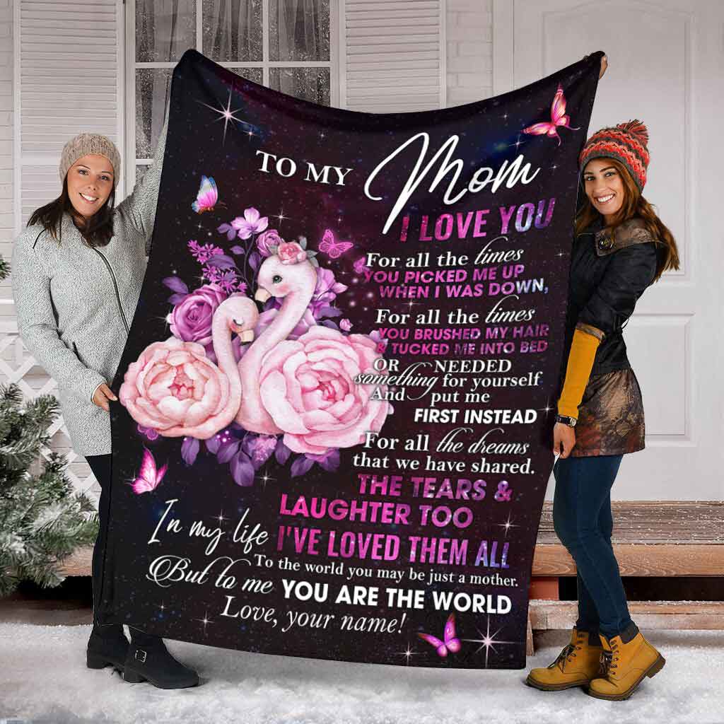 Flamingo To My Mom I Love You The World Personalized Flannel Blanket For Cozy Bedroom Sofa Decor