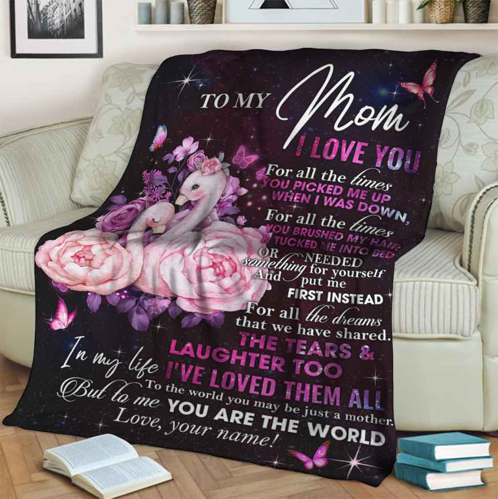 Flamingo To My Mom I Love You The World Personalized Flannel Blanket For Cozy Bedroom Sofa Decor