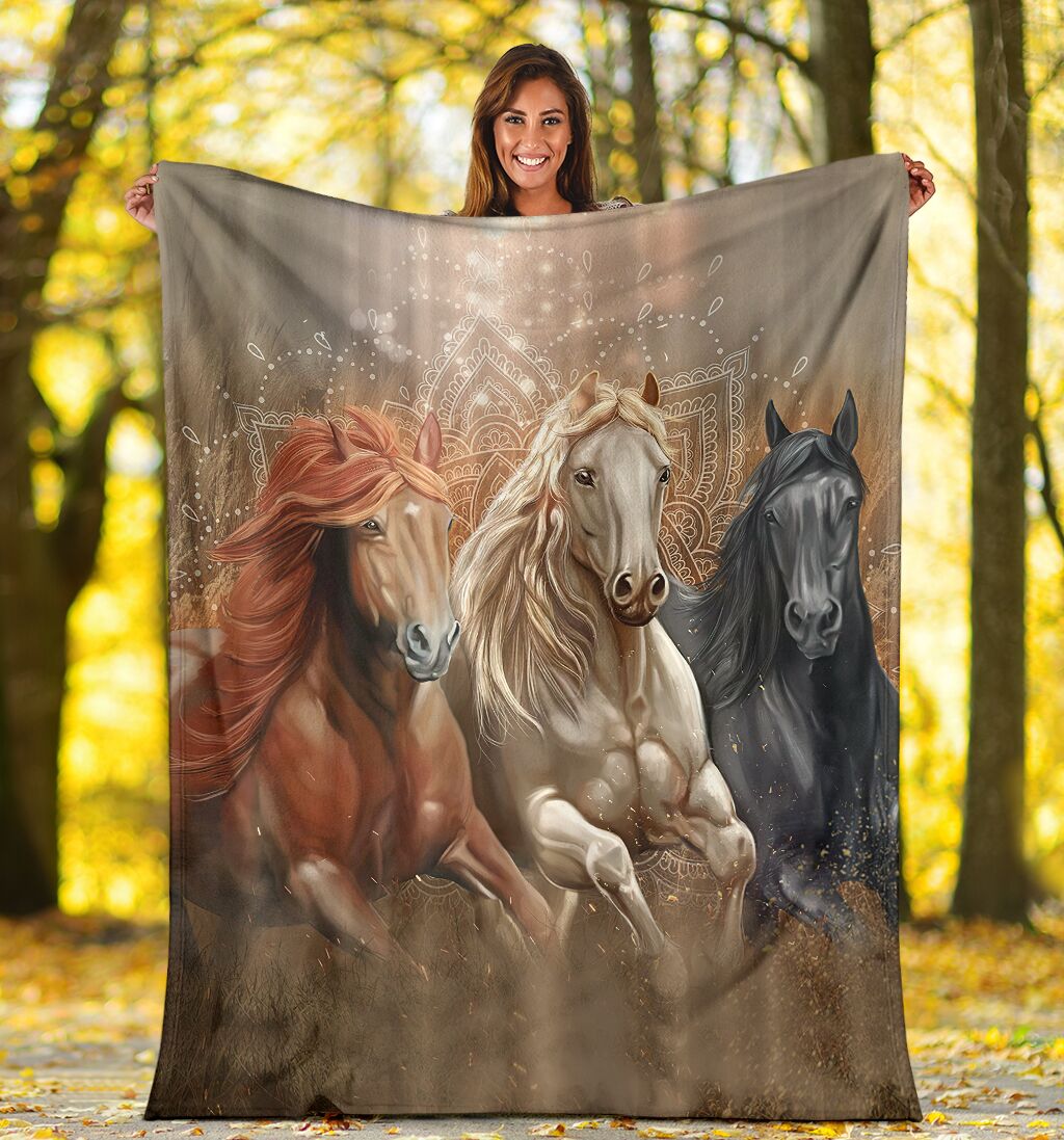 Horse Chase His Dream Flannel Blanket For Cozy Bedroom Sofa Decor