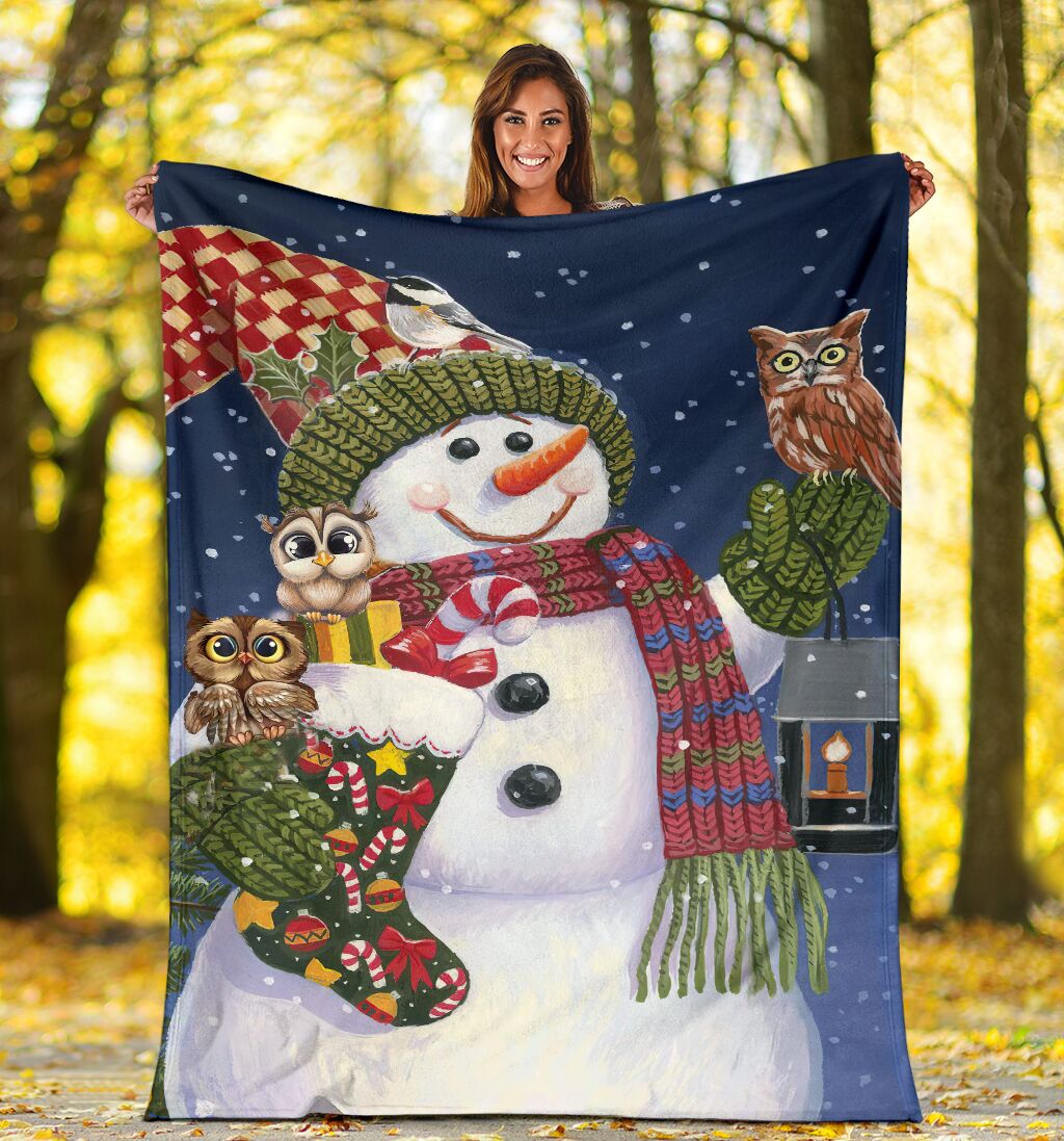 Owl Christmas Is Coming Flannel Blanket For Cozy Bedroom Sofa Decor