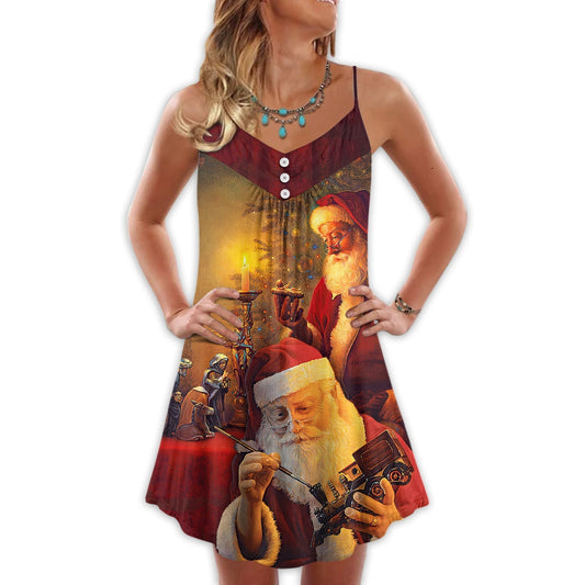 Christmas Spirit Of Santa Art V-Neck Sleeveless Cami Dress For Festive Events And Casual Summer Styling