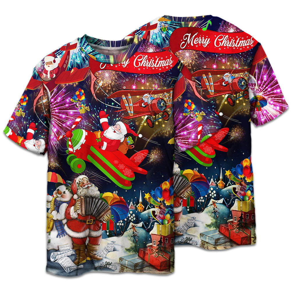 Spreading Christmas Cheer Short Sleeve Pajamas Set For Holiday Travel And Comfortable Home Wear
