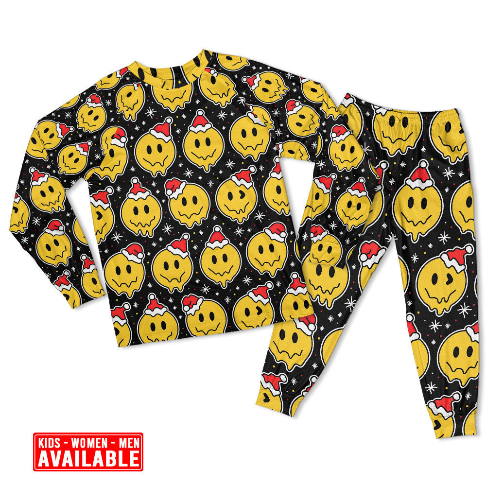 Smiling Face With Santa Hat Christmas Long Sleeve Pajamas Set For Winter Nights And Thoughtful Gifting