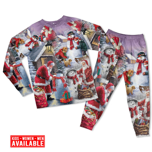 Santa Building A Snowman Gift Long Sleeve Pajamas Set For Holiday Travel And Comfortable Home Wear