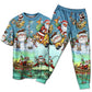 Cute Santa Christmas Short Sleeve Pajamas Set For Holiday Travel And Comfortable Home Wear