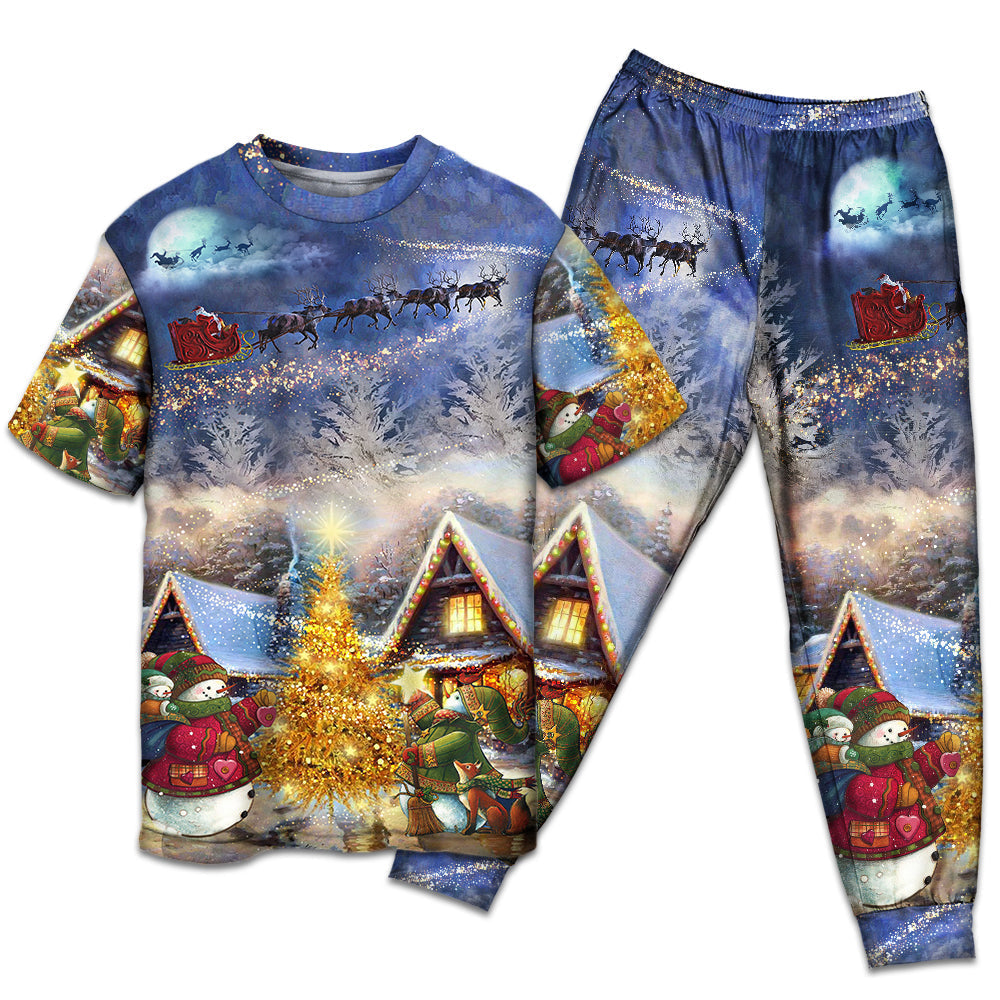 Santa Reindeer Snowman Family Holiday Short Sleeve Pajamas Set For Winter Nights And Thoughtful Gifting