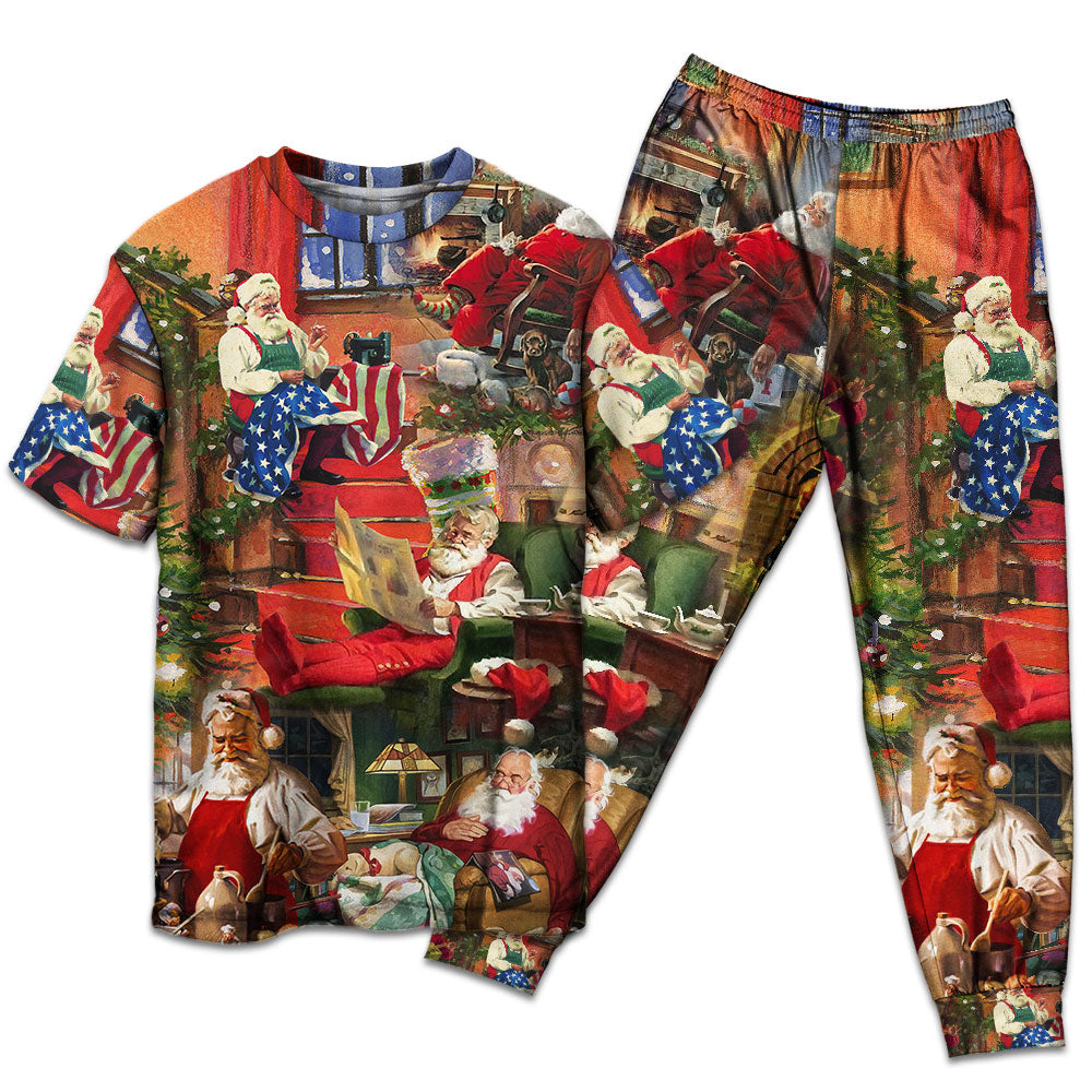 Santa Everyday Christmas Moments Short Sleeve Pajamas Set For Holiday Bedtime And Cozy Home Wear