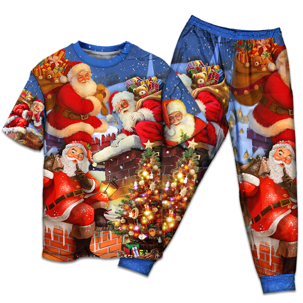 Rooftop Santa Holiday Short Sleeve Pajamas Set For Christmas Mornings And Relaxed Lounging