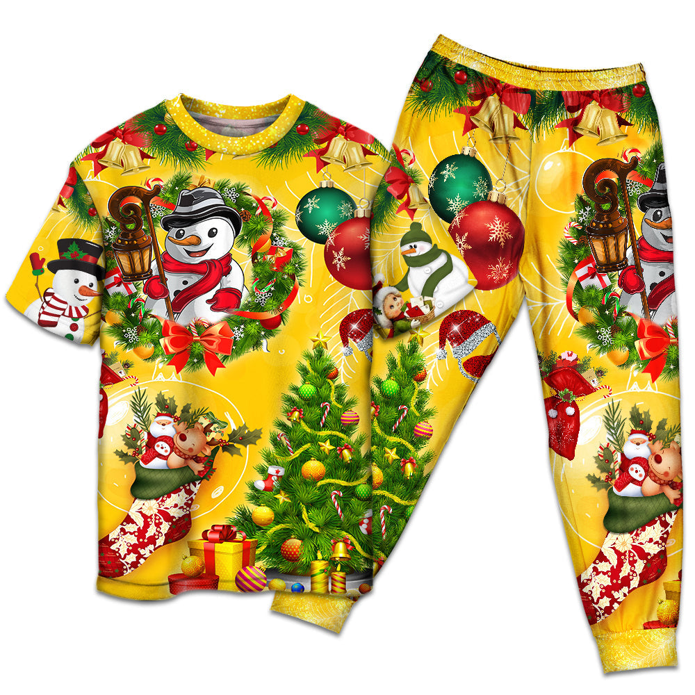Happy Snowman Christmas Tree Lights Short Sleeve Pajamas Set For Festive Sleepovers And Family Photos