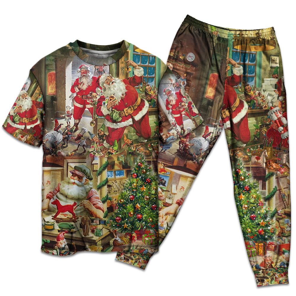 Santa Christmas Toy Workshop Short Sleeve Pajamas Set For Festive Sleepovers And Family Photos