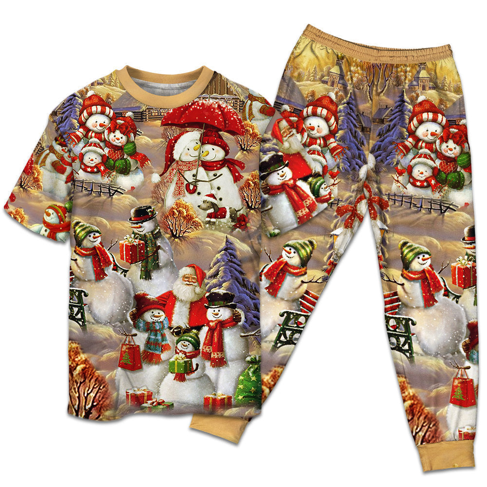 Snowman Couple Christmas Short Sleeve Pajamas Set For Christmas Mornings And Relaxed Lounging