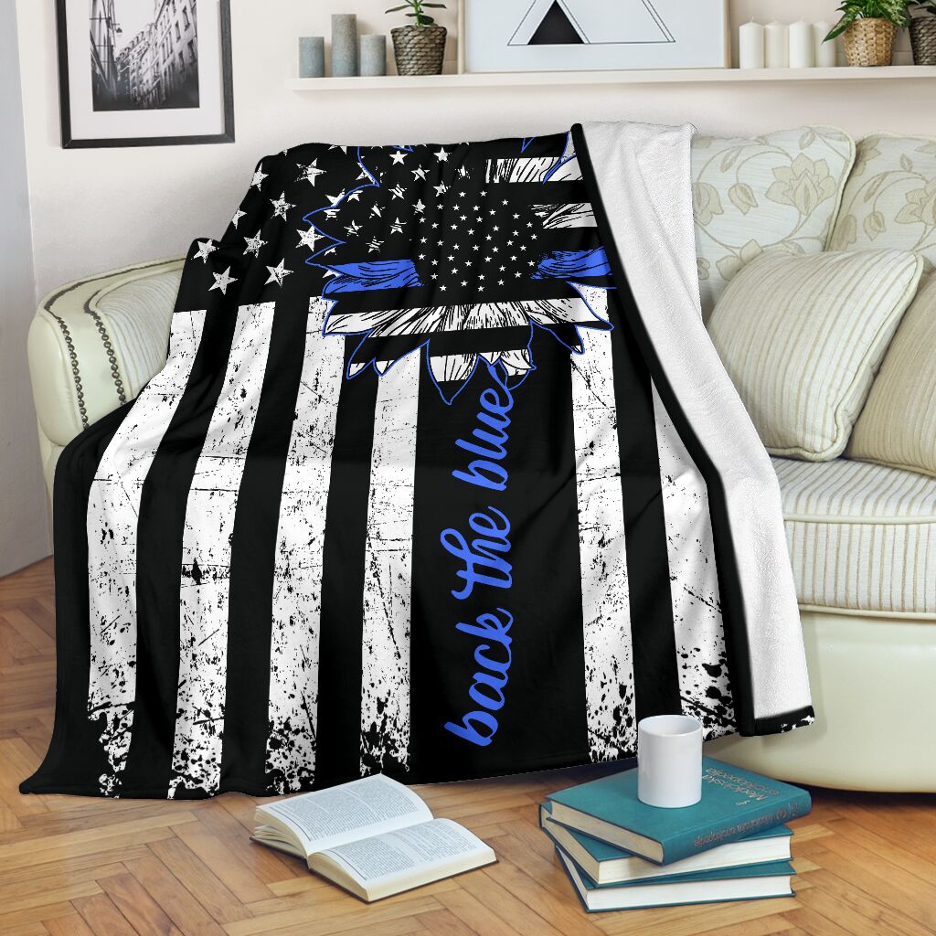 Police Officer Back The Blue Flannel Blanket For Cozy Bedroom Sofa Decor