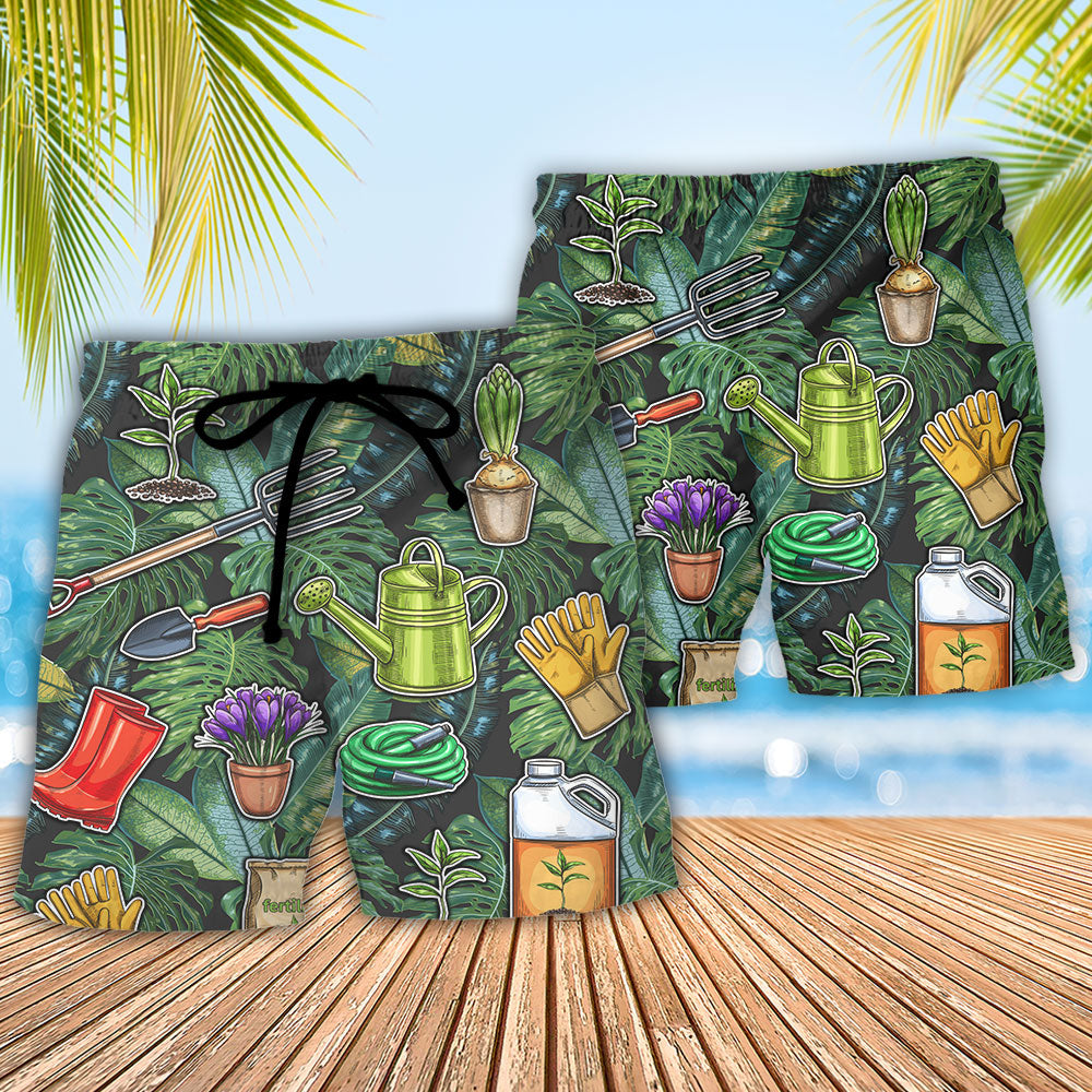 Vintage Gardening Beach Shorts Pattern Detail For Outdoor Activities And Everyday Comfort