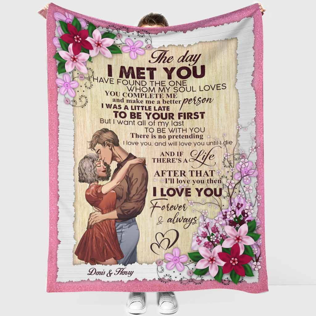 Family My Favorite Place In All The World Personalized Flannel Blanket For Cozy Bedroom Sofa Decor