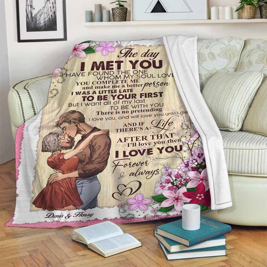 Family My Favorite Place In All The World Personalized Flannel Blanket For Cozy Bedroom Sofa Decor