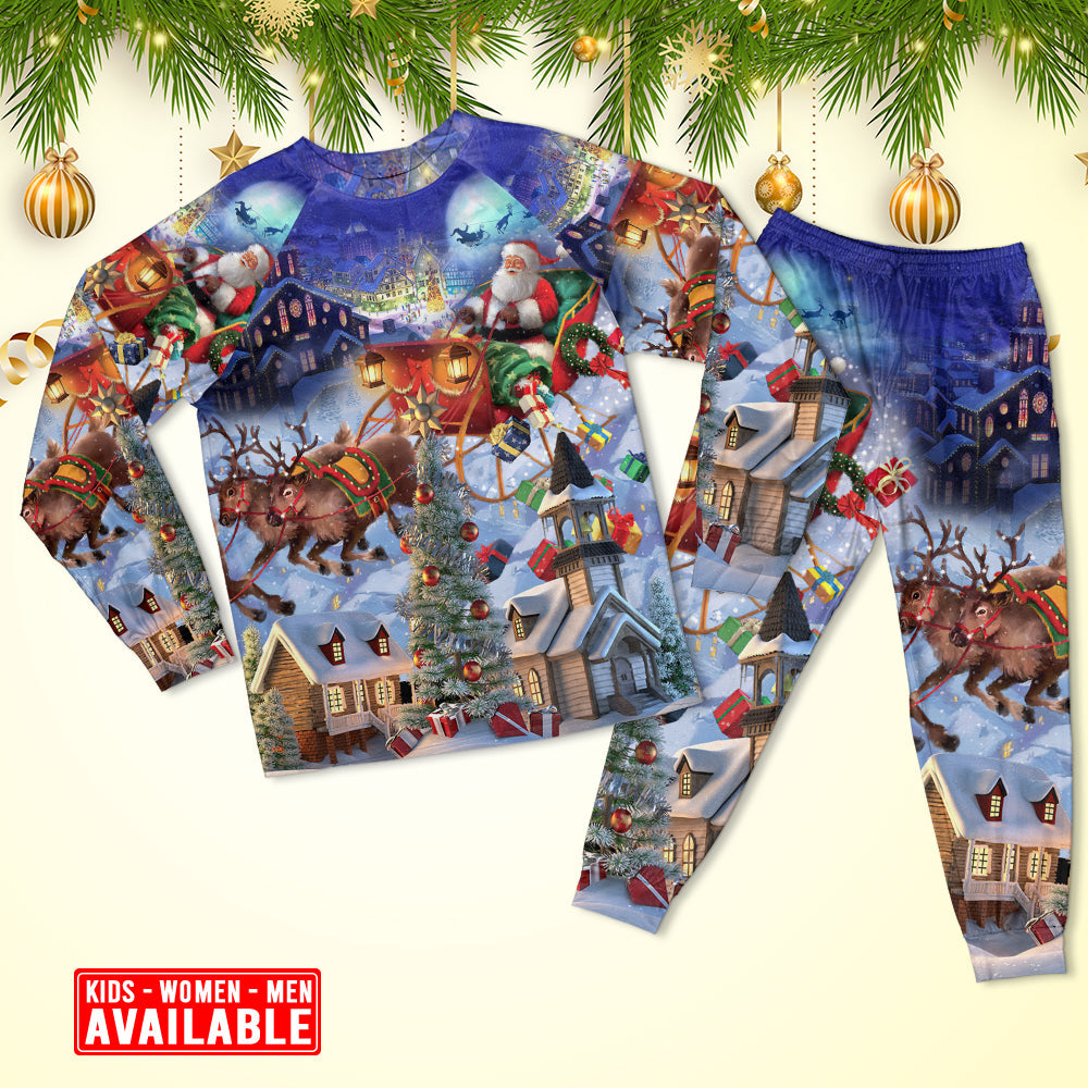Santa Holiday Reindeer And Gifts Long Sleeve Pajamas Set For Christmas Mornings And Relaxed Lounging