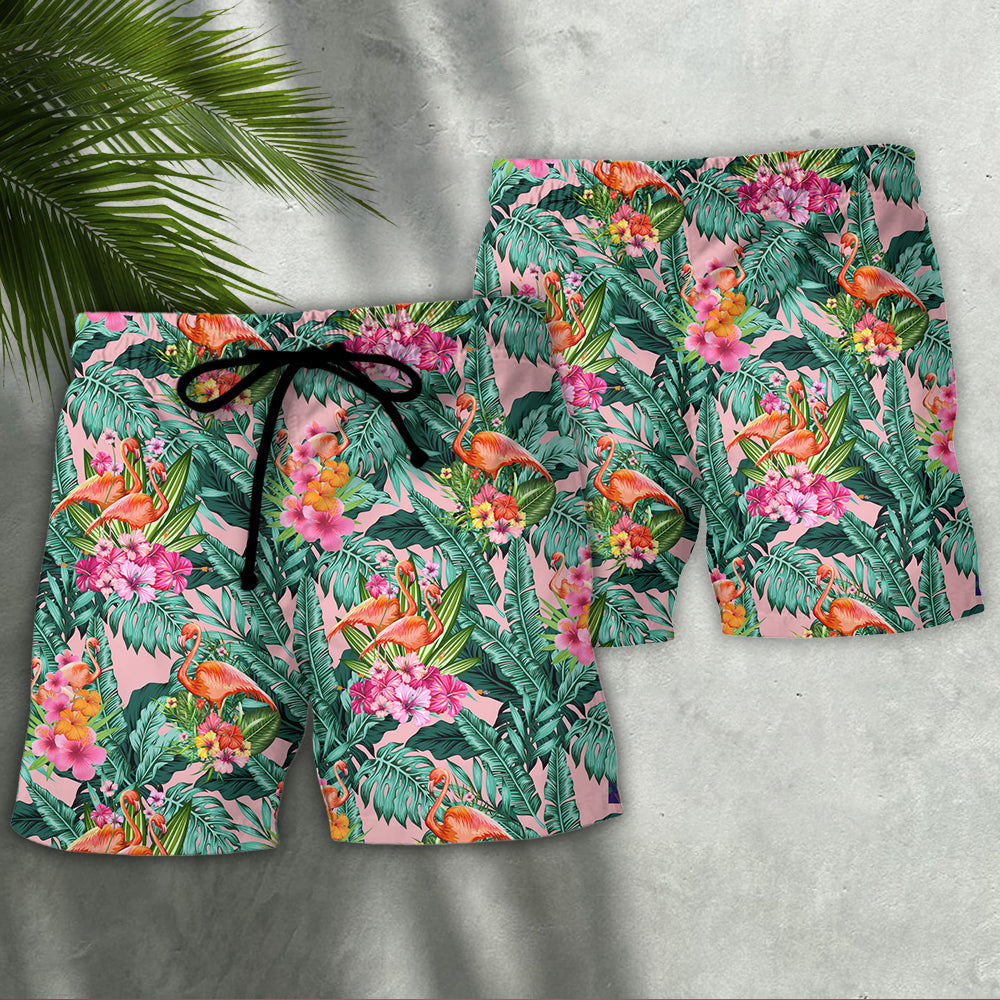 Colorful Tropical Leaf Flamingo Beach Shorts Pattern Detail For Coastal Travel And Versatile Outdoor Wear