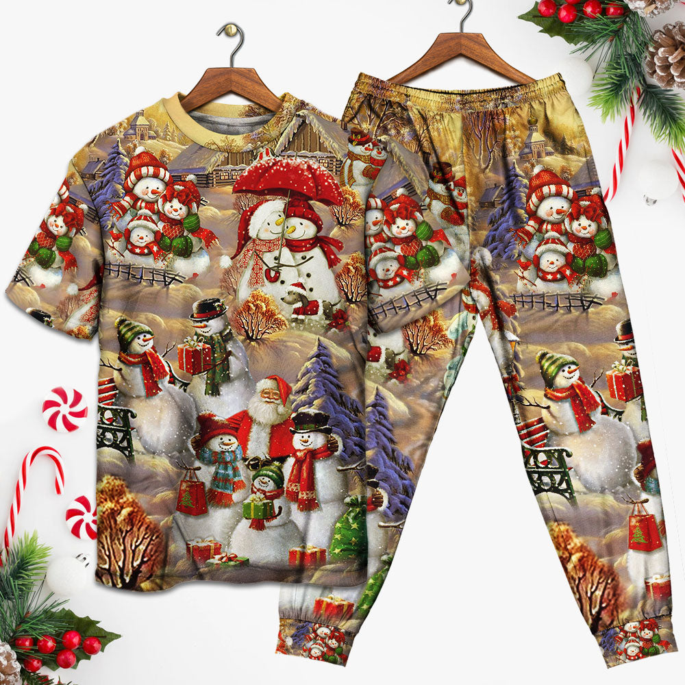 Snowman Couple Christmas Short Sleeve Pajamas Set For Holiday Bedtime And Cozy Home Wear