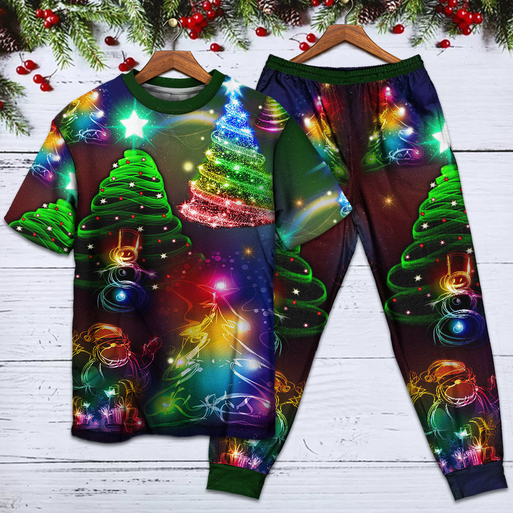 Joyful Christmas Holiday Wishes Short Sleeve Pajamas Set For Holiday Bedtime And Cozy Home Wear