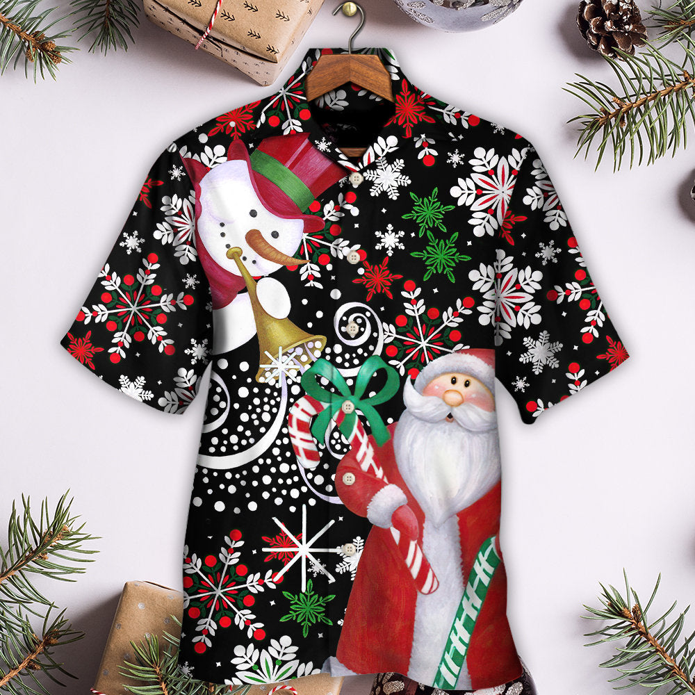 Christmas Santa Snowman Hawaiian Shirt Collar And Front View For Weekend Trips