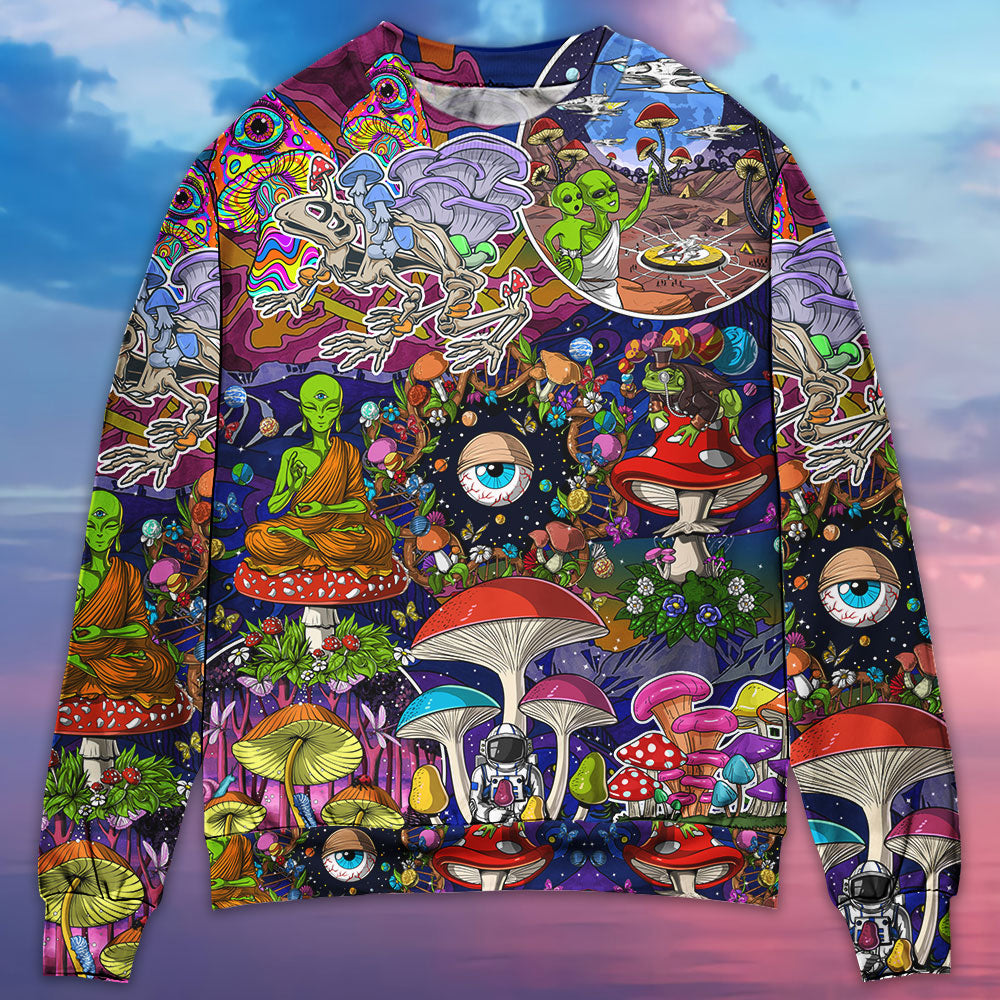 Hippie Mushroom Alien Colorful Sweater For Boho Festivals Weekend Trips And Relaxed Casual Styling