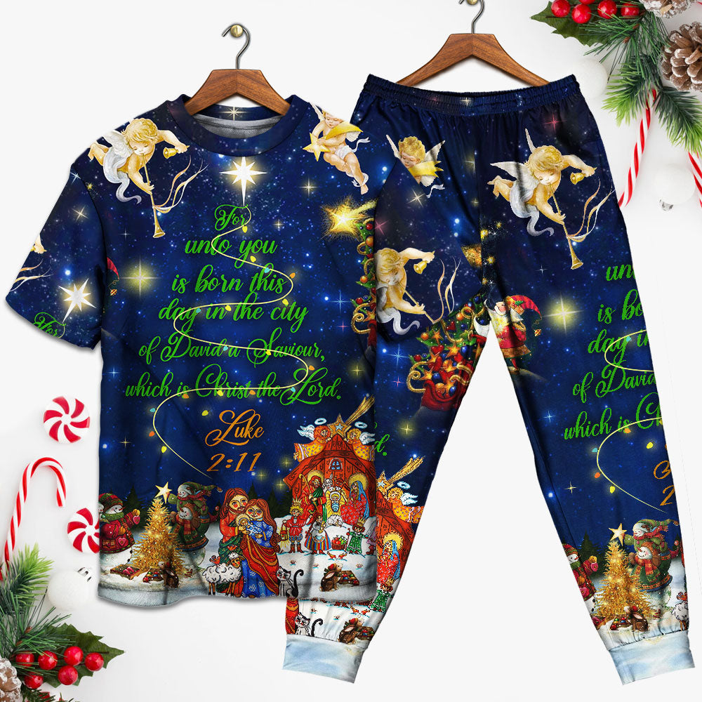 Nativity Christmas Celebration Short Sleeve Pajamas Set For Holiday Bedtime And Cozy Home Wear