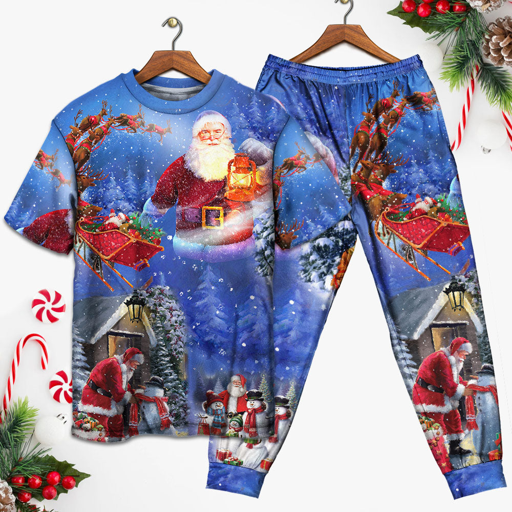 Merry Christmas Santa Holiday Arrival Short Sleeve Pajamas Set For Christmas Mornings And Relaxed Lounging