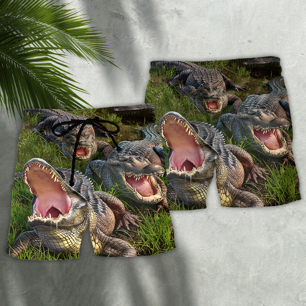 Crocodile Nature Art Cannot Turn Its Head Quote Beach Shorts For Tropical Holidays And Weekend Adventures