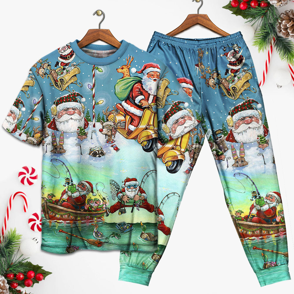 Cute Santa Christmas Short Sleeve Pajamas Set For Holiday Travel And Comfortable Home Wear