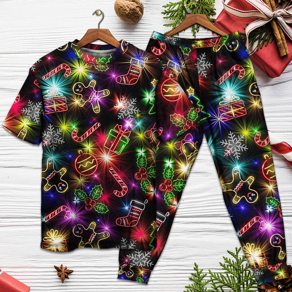 Christmas Tree Gifts Cookies And Gingerbread Short Sleeve Pajamas Set For Winter Nights And Thoughtful Gifting