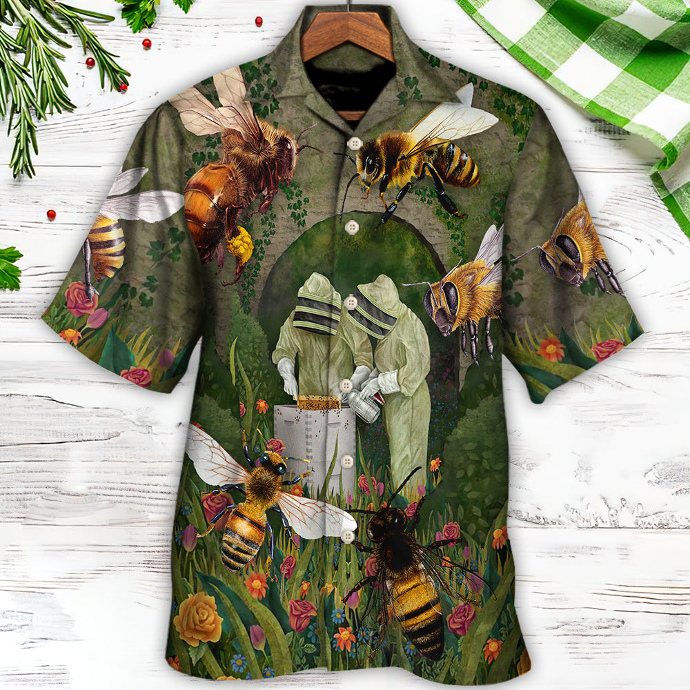 Vintage Bee Alert Beekeeper Hawaiian Shirt Creative Print View For Beach Days