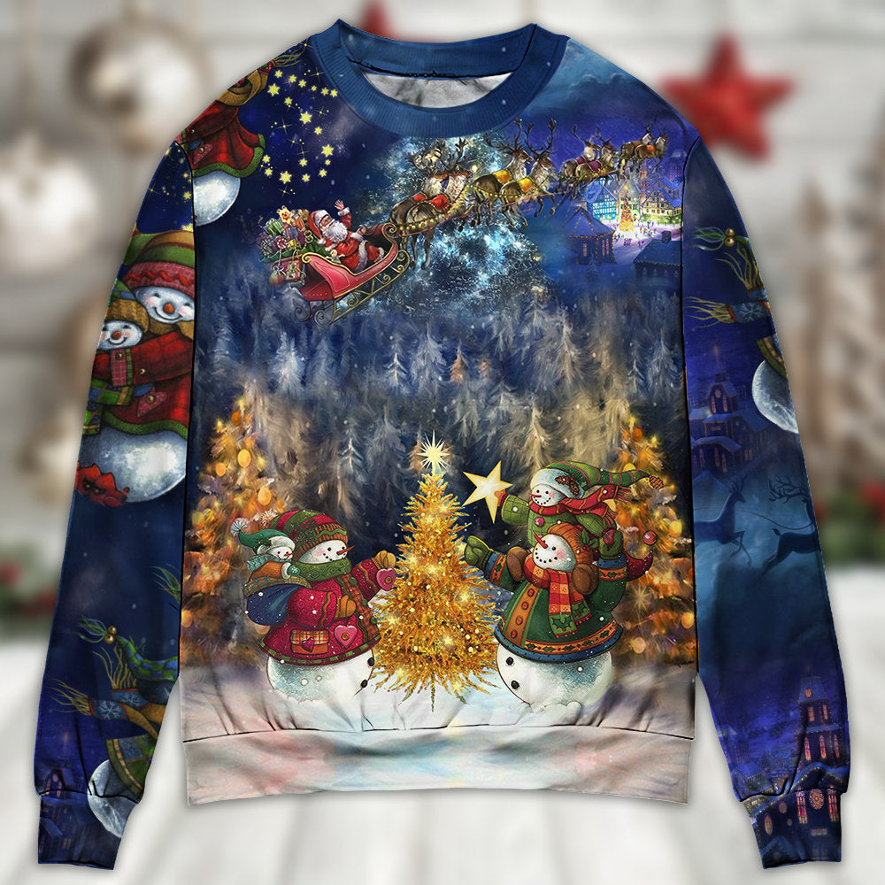 Christmas Family Sweater For Winter Celebrations Family Events And Relaxed Seasonal Styling