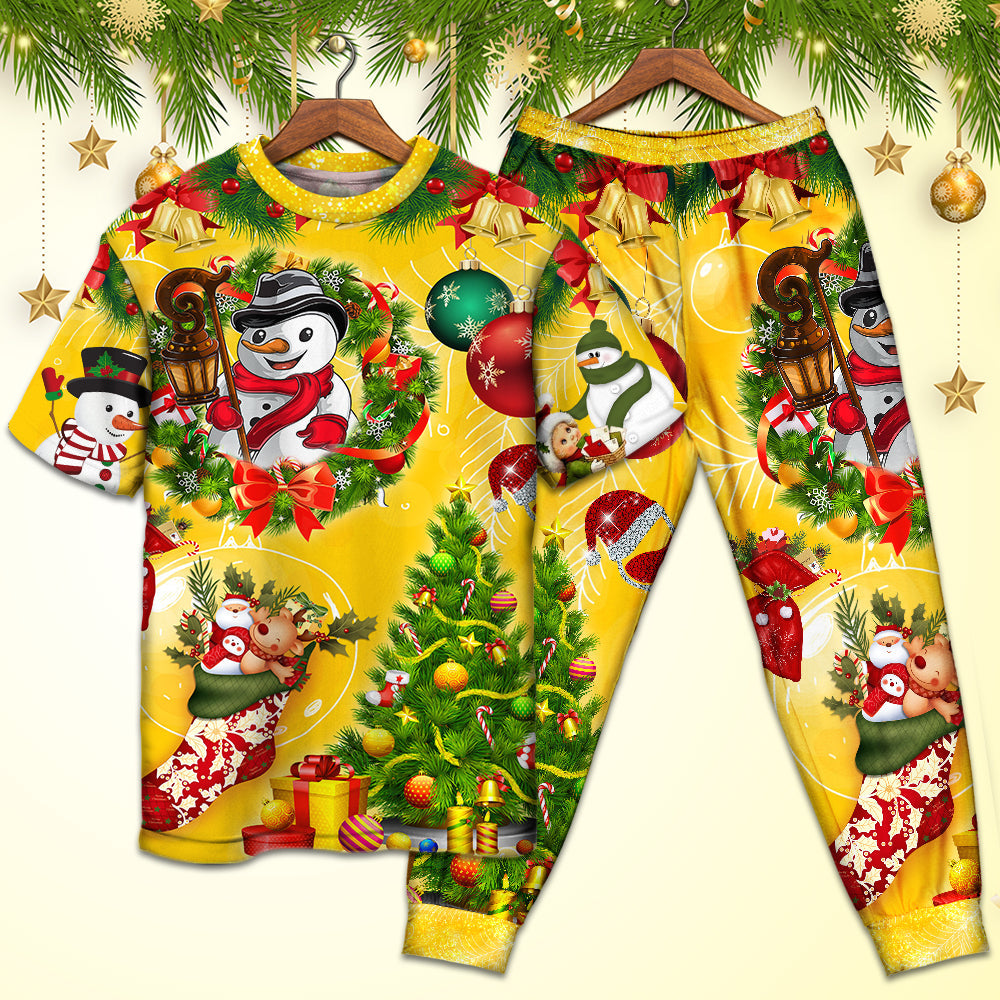 Happy Snowman Christmas Tree Lights Short Sleeve Pajamas Set For Festive Sleepovers And Family Photos