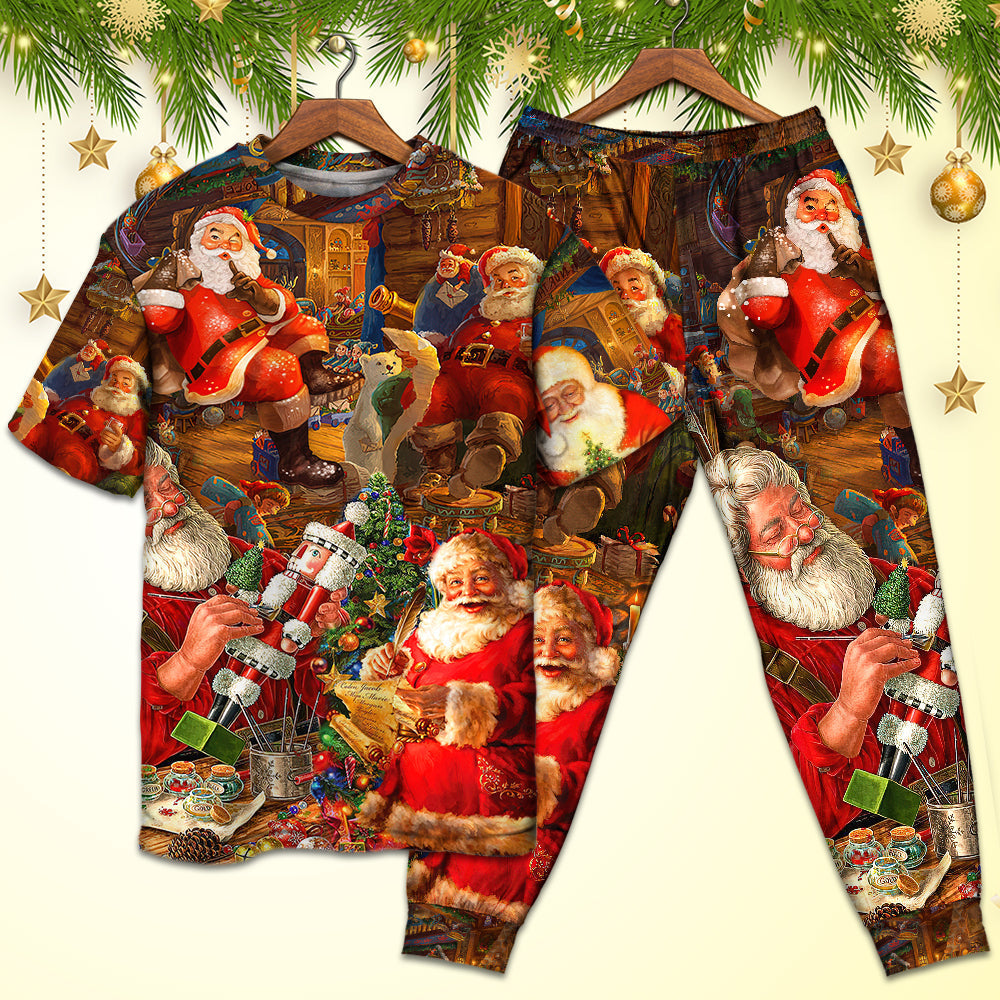 Playful Santa Christmas Gift Delivery Short Sleeve Pajamas Set For Holiday Bedtime And Cozy Home Wear