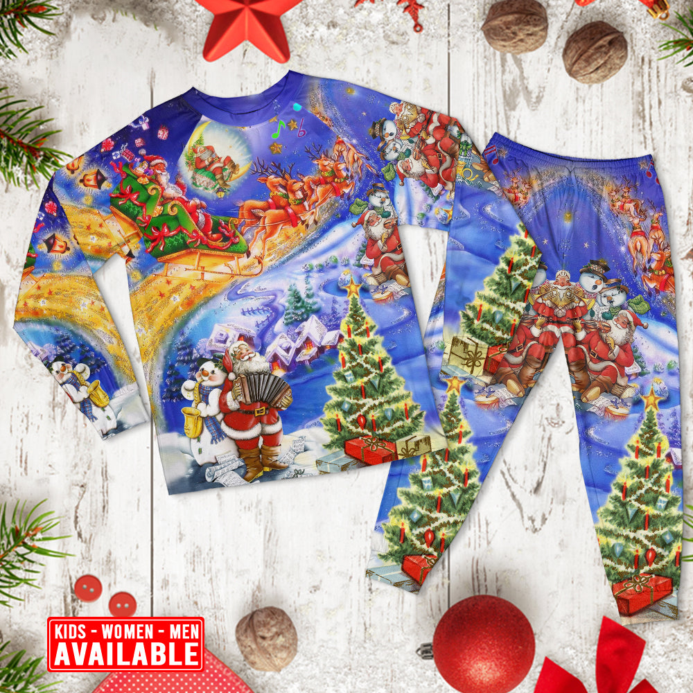 Santa Christmas Joy Long Sleeve Pajamas Set For Holiday Travel And Comfortable Home Wear